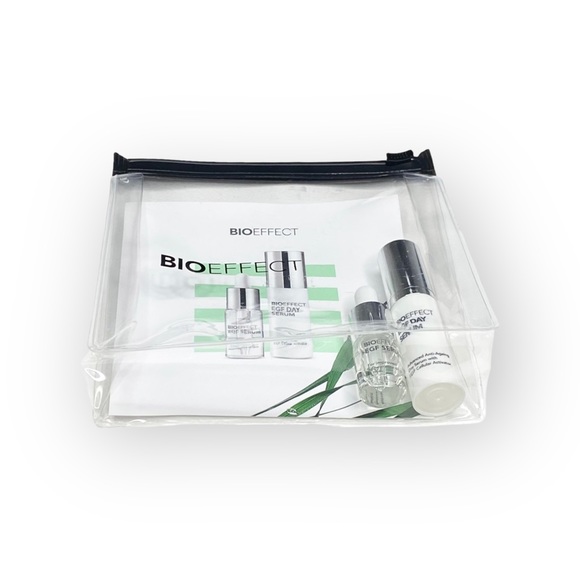 bioEFFECT ☀︎︎ EGF Serum + Daytime Serum ☀︎︎ Luxury Travel Set ☀︎ in Makeup Bag - Picture 13 of 16